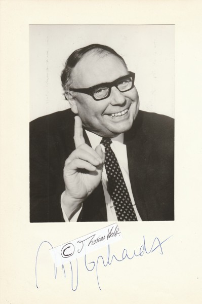 HEINZ ERHARDT (1909-79) deutsch-baltischer Komiker, Musiker, Komponist, Unterhaltungskünstler, Kabarettist, Schauspieler und Dichter