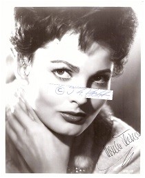 URSULA THIESS (1924-2010) deutsch-amerikanische Schauspielerin, 1951 ging sie auf Einladung von Howard Hughes mit ihren beiden Kindern nach Hollywood, verheiratet mit Robert Taylor