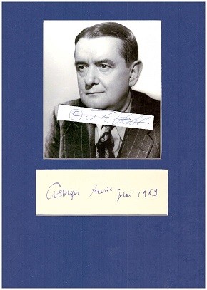 GEORGES AURIC (1899-1983) französischer Komponist / french composer, er gehörte ab 1920 zur Groupe des Six. 1962 wurde er Direktor der Pariser Oper und als Nachfolger von Jacques Ibert Mitglied der Académie des Beaux-Arts, 1979 wurde Auric als auswärtiges Ehrenmitglied in die American Academy of Arts and Letters gewählt